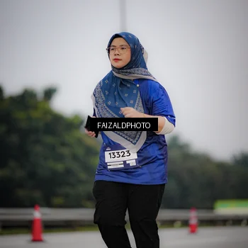 Runner Photo 7442223