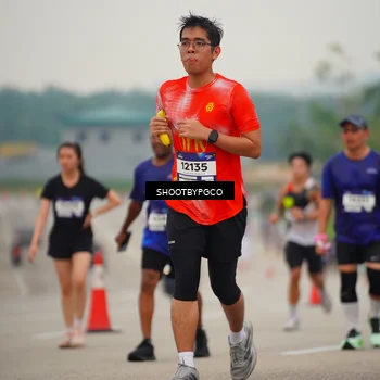 Runner Photo 7442248