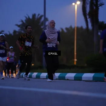 Runner Photo 7442263