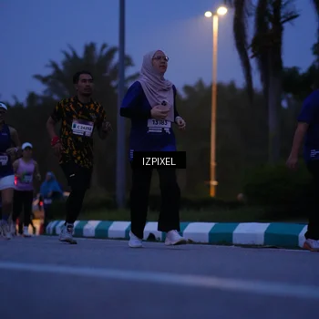 Runner Photo 7442275