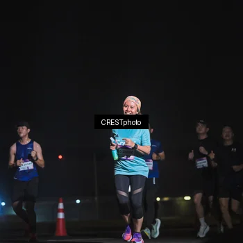 Runner Photo 7442280