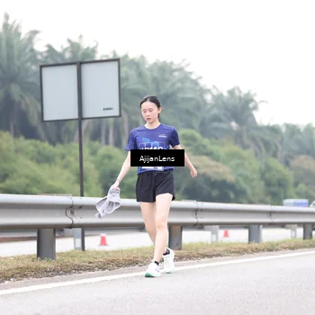 Runner Photo 7442290