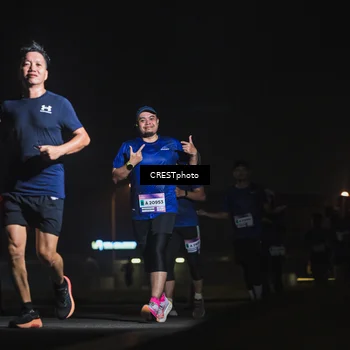 Runner Photo 7442299