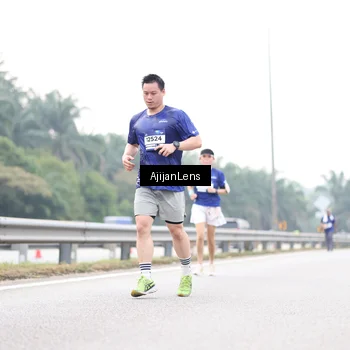 Runner Photo 7442305