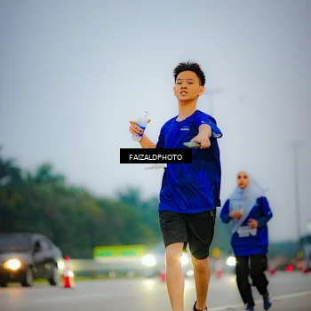 Runner Photo 7442309
