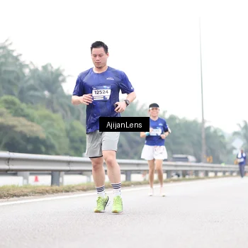 Runner Photo 7442314