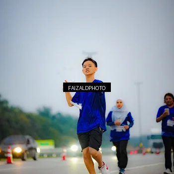 Runner Photo 7442319