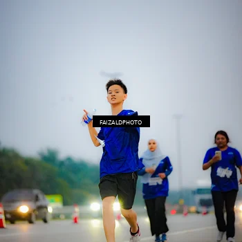 Runner Photo 7442327