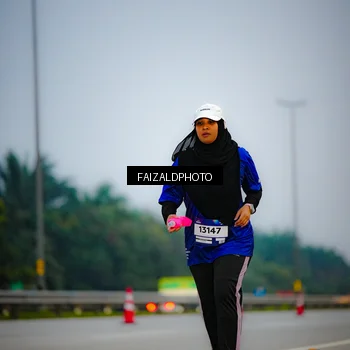 Runner Photo 7442345