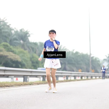 Runner Photo 7442347