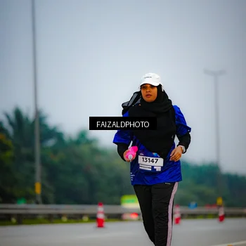 Runner Photo 7442350