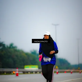Runner Photo 7442356