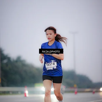 Runner Photo 7442373