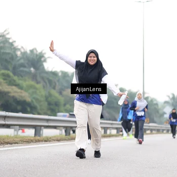 Runner Photo 7442377