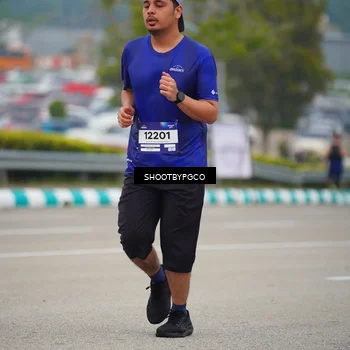 Runner Photo 7442393
