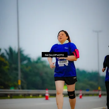 Runner Photo 7442397
