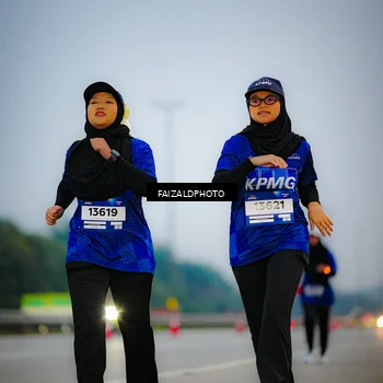Runner Photo 7442399