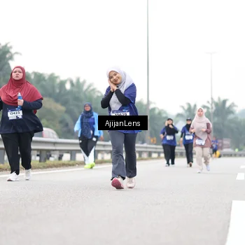 Runner Photo 7442450
