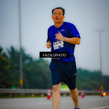 Runner Photo 7442453