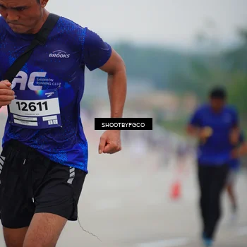 Runner Photo 7442456
