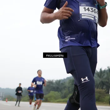 Runner Photo 7442479