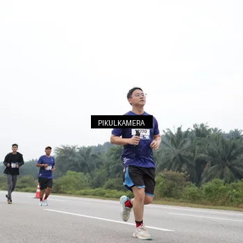 Runner Photo 7442505