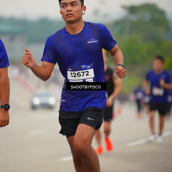 Runner Photo 7442522