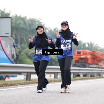 Runner Photo 7442533