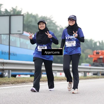 Runner Photo 7442544