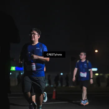 Runner Photo 7442553