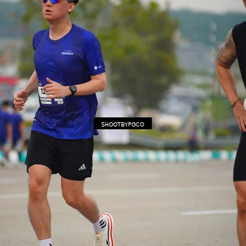 Runner Photo 7442577