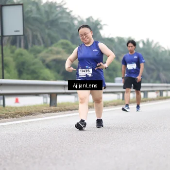 Runner Photo 7442614