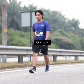 Runner Photo 7442615