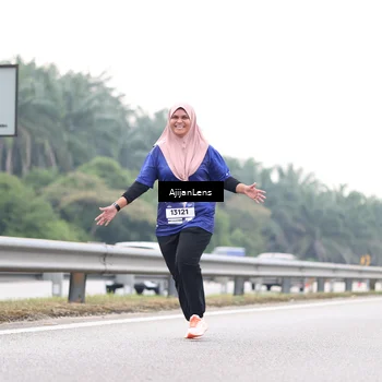 Runner Photo 7442703