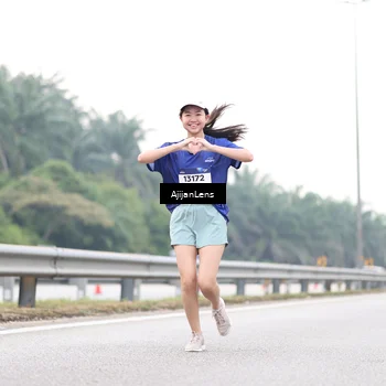Runner Photo 7442740