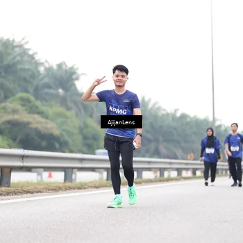 Runner Photo 7442741