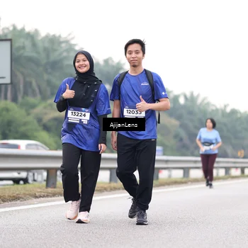 Runner Photo 7442756