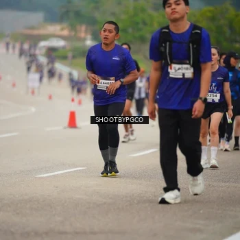 Runner Photo 7442759