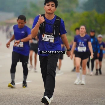 Runner Photo 7442763
