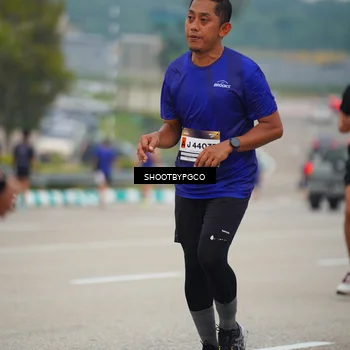 Runner Photo 7442772