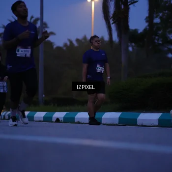 Runner Photo 7442794