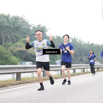 Runner Photo 7442799