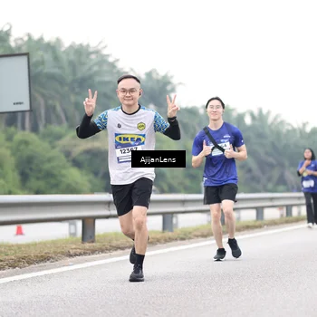 Runner Photo 7442808