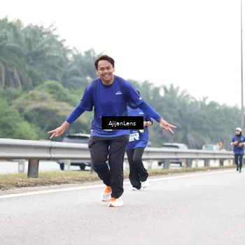 Runner Photo 7442843