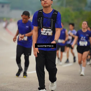 Runner Photo 7442847