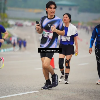 Runner Photo 7442881