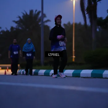 Runner Photo 7442900