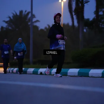 Runner Photo 7442907