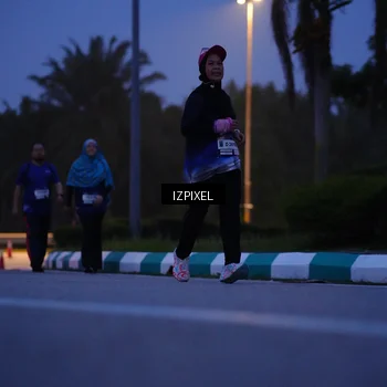 Runner Photo 7442911