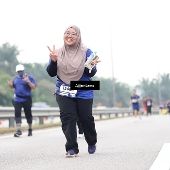 Runner Photo 7442924